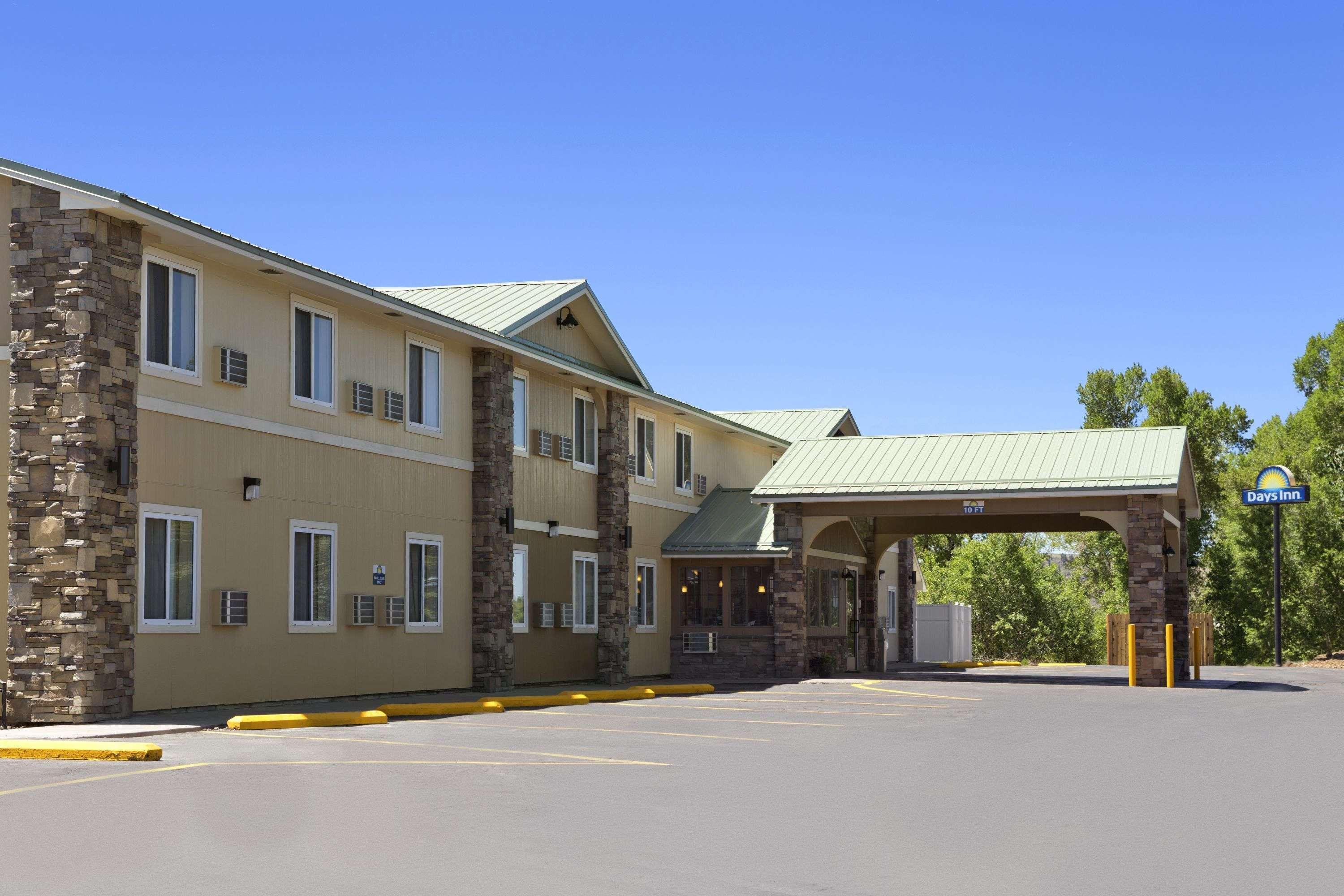 Days Inn & Suites By Wyndham Ганнисон Экстерьер фото